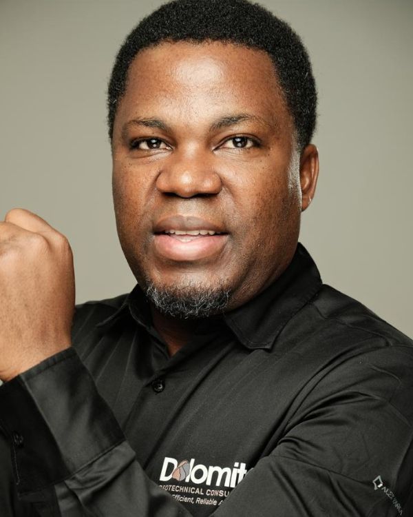 Eliaser Nghikembua, Managing Director